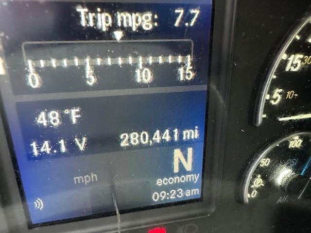 2022 Freightliner Cascadia-6