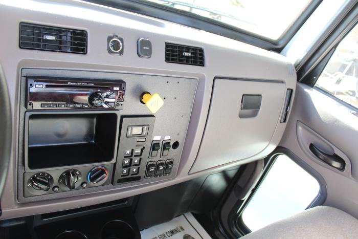 2021 Peterbilt 337-11