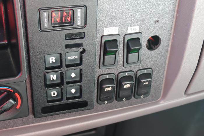 2021 Peterbilt 337-12