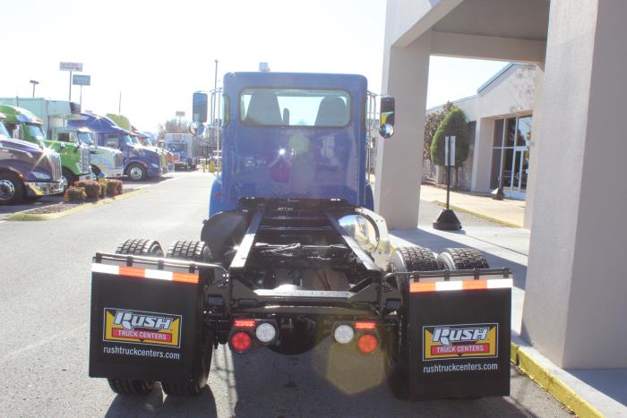 2021 Peterbilt 337-5