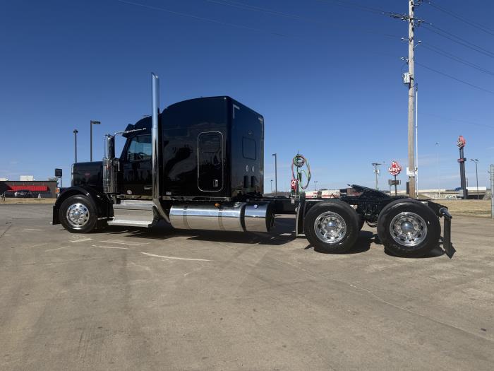 2026 Peterbilt - image 8