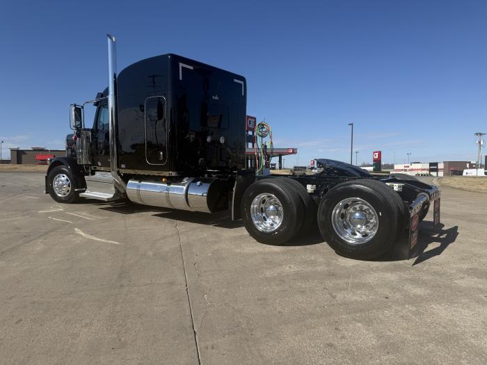 2026 Peterbilt - image 9