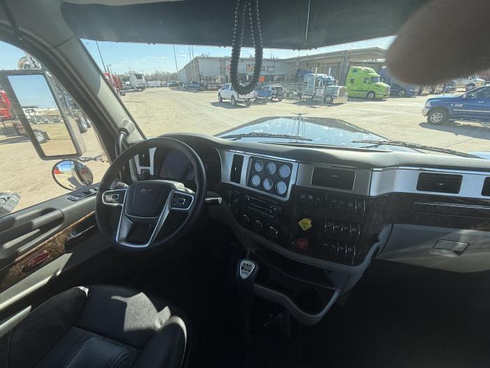 2026 Peterbilt - image 24