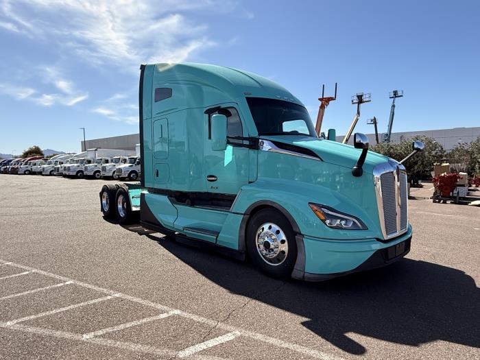 2022 Kenworth T680-7
