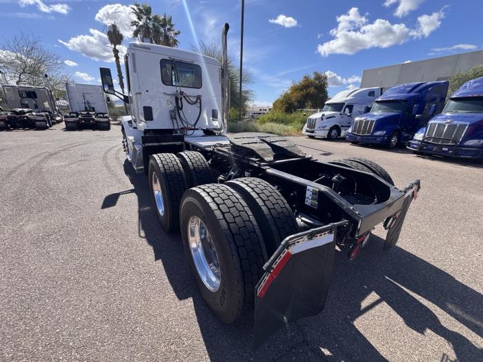 2020 Peterbilt 579-4