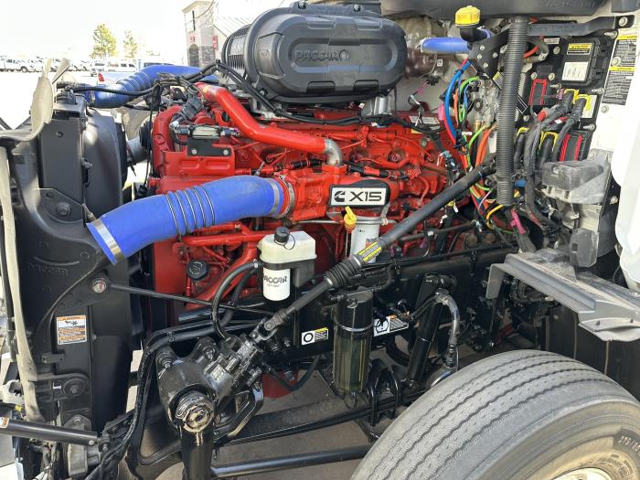 2022 Peterbilt 579-12