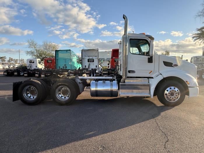 2020 Peterbilt 579-6