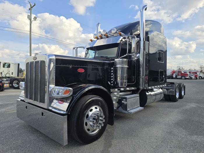2023 Peterbilt 389-1