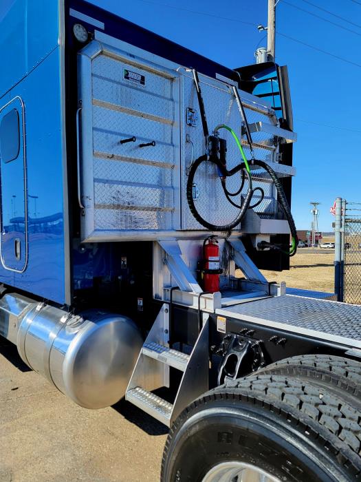 2022 Peterbilt 579 - image 5