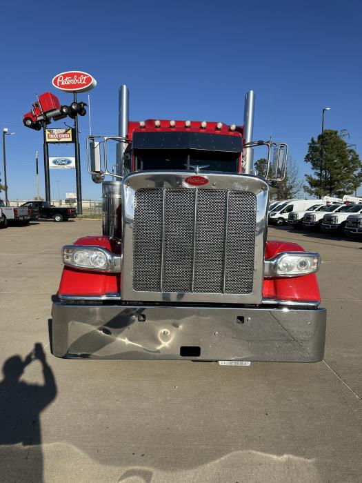 2024 Peterbilt 389-3