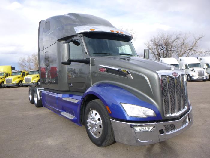 2022 Peterbilt 579-7