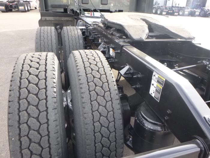 2022 Peterbilt 579-30