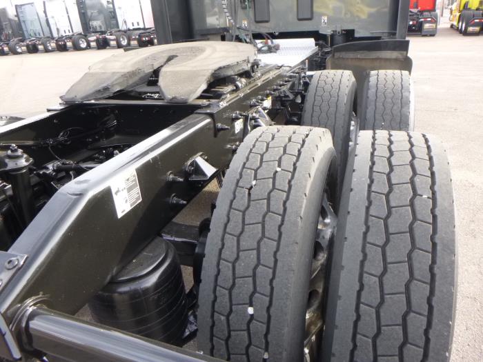 2022 Peterbilt 579-32