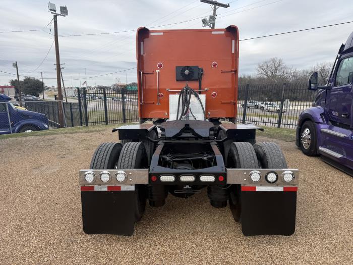 2024 Peterbilt 389-20