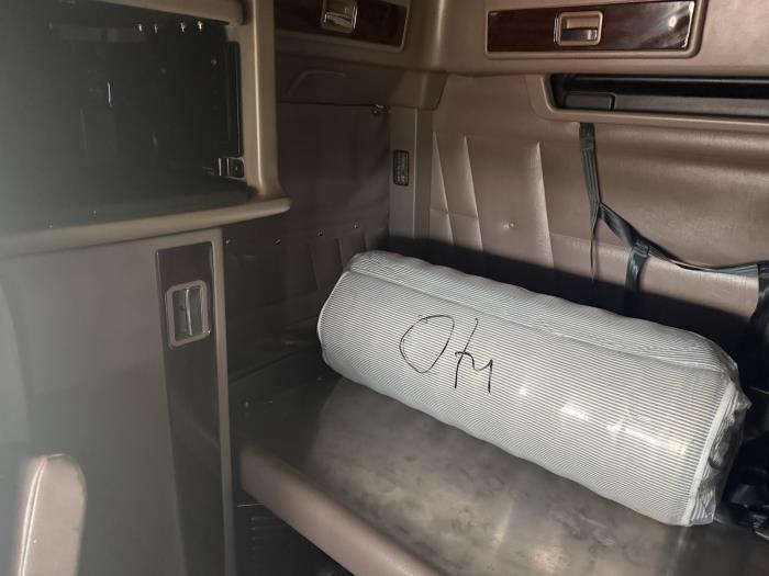 2024 Peterbilt 389-34