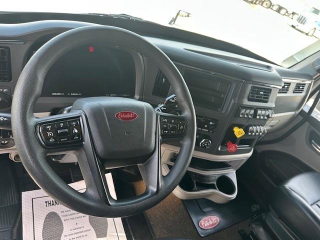 2024 Peterbilt 579-5