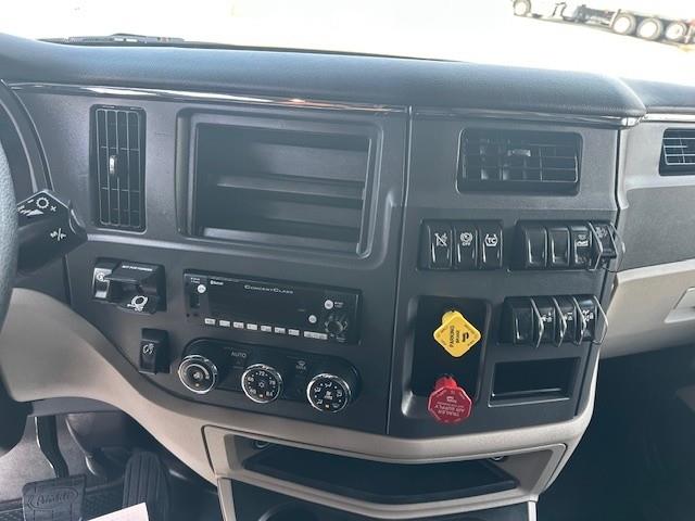 2024 Peterbilt 579-6