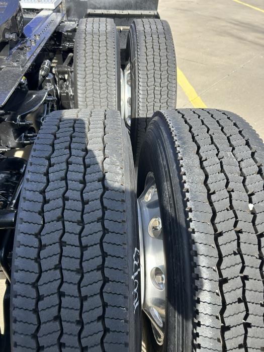 2022 Peterbilt 579-10