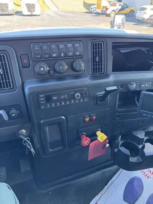 2026 International HV507-18