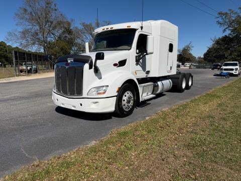 2022 Peterbilt 579-1