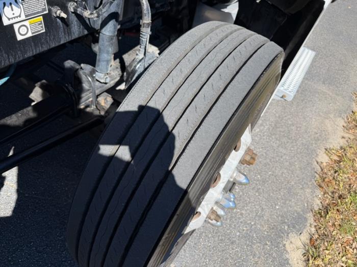 2022 Peterbilt 579-12