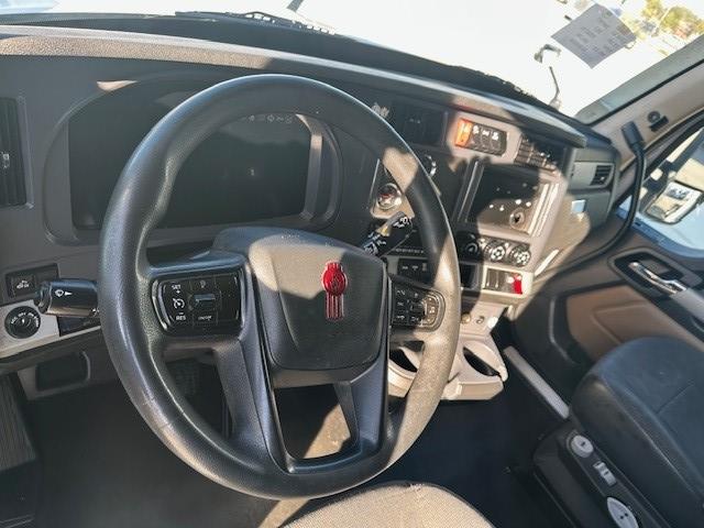 2023 Kenworth T680-6