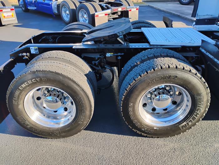 2022 Peterbilt 579-5