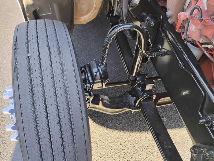 2022 Peterbilt 579-9