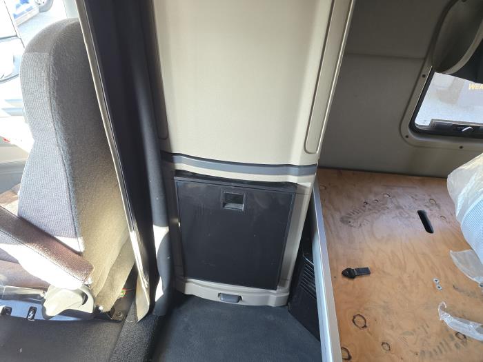 2022 Peterbilt 579-13