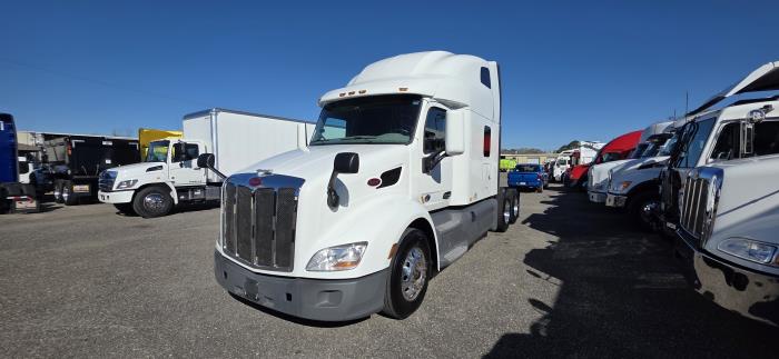 2021 Peterbilt 579-0