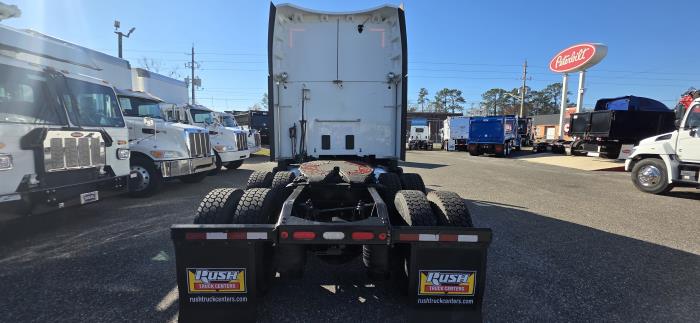 2021 Peterbilt 579-3