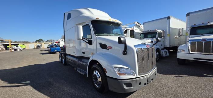 2021 Peterbilt 579-6