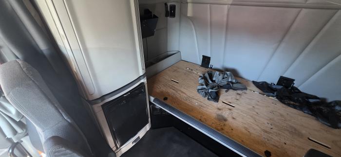 2021 Peterbilt 579-11