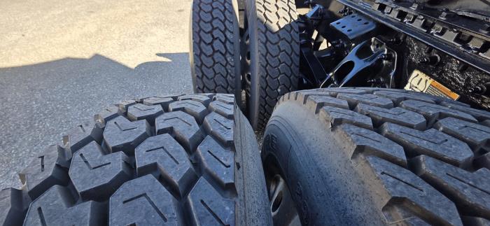 2021 Peterbilt 579-25