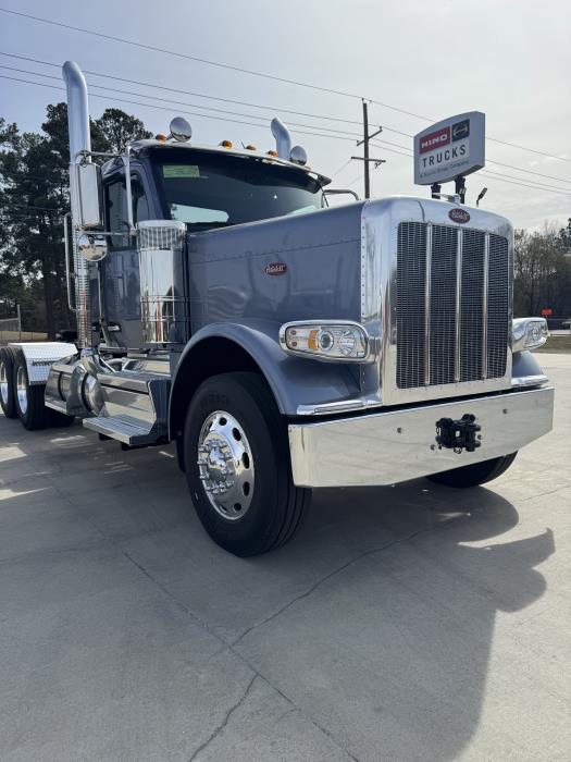 2027 Peterbilt 589-9
