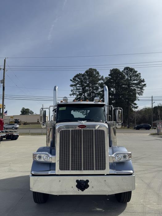 2027 Peterbilt 589-10