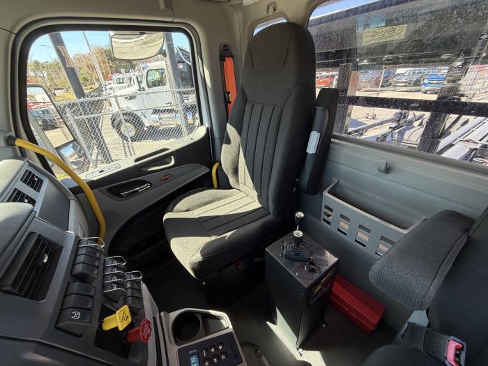 2026 Peterbilt 567-12