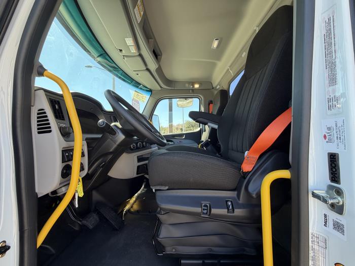 2026 Peterbilt 567-17