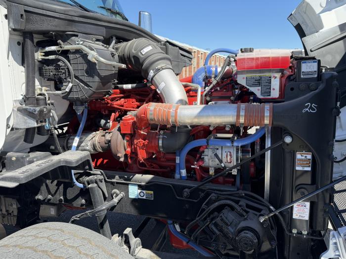 2026 Peterbilt 567-18