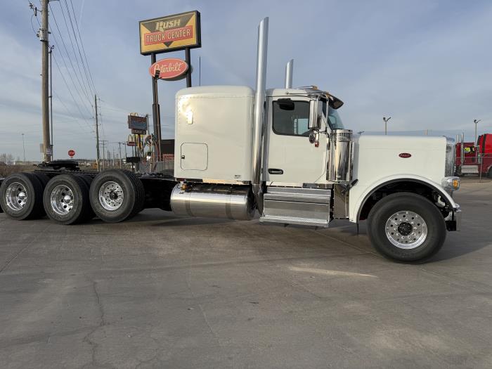2027 Peterbilt 589-12
