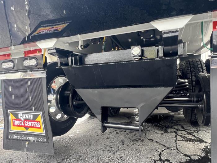 2027 Peterbilt 567-7