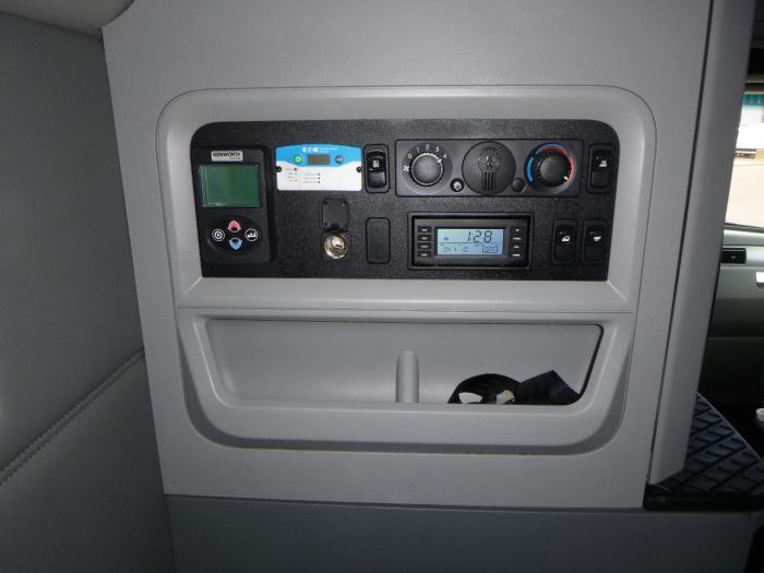 2022 Kenworth T680-18