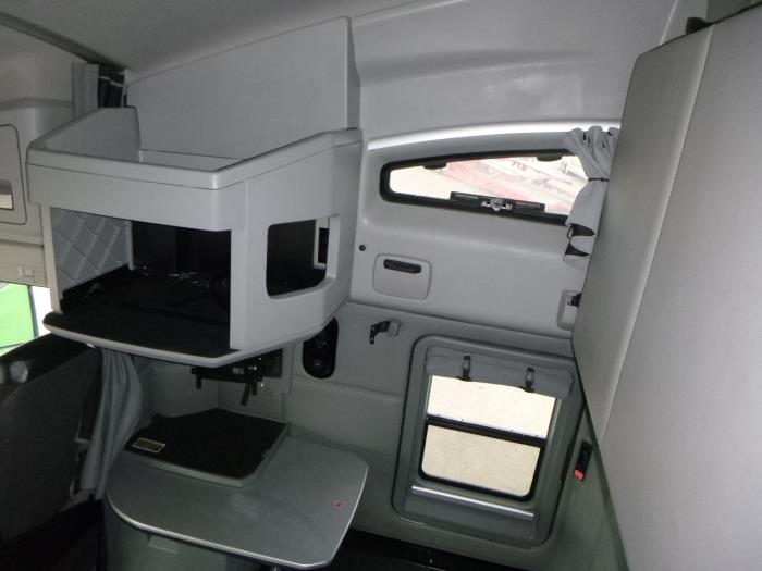 2022 Kenworth T680-19