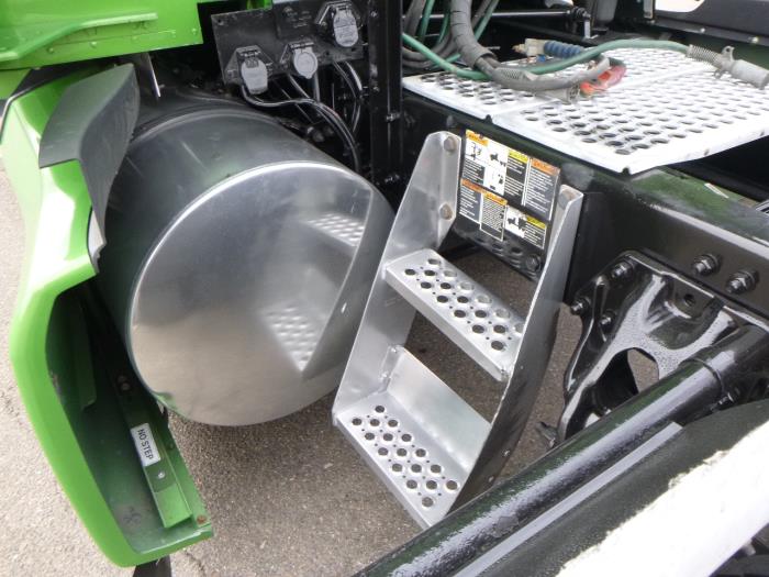 2022 Kenworth T680-26