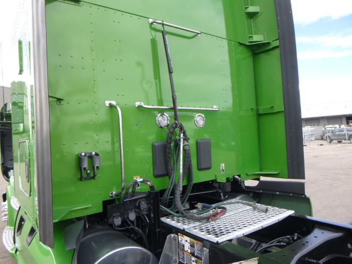 2022 Kenworth T680-27