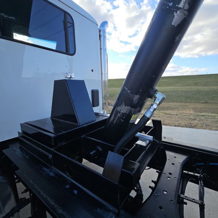 2026 Peterbilt 548-29