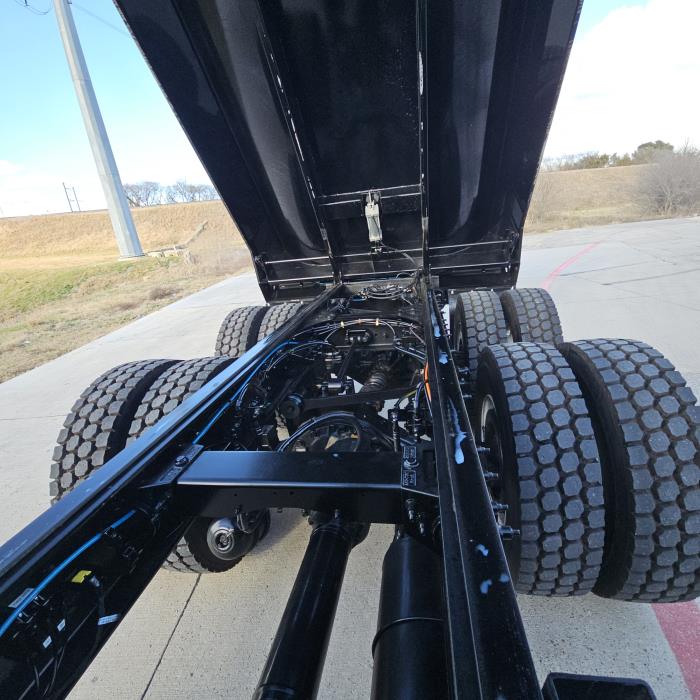 2026 Peterbilt 548-30