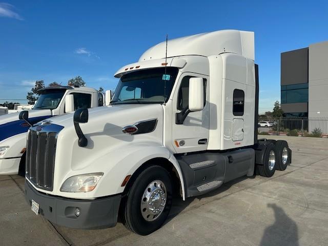 2020 Peterbilt 579-2