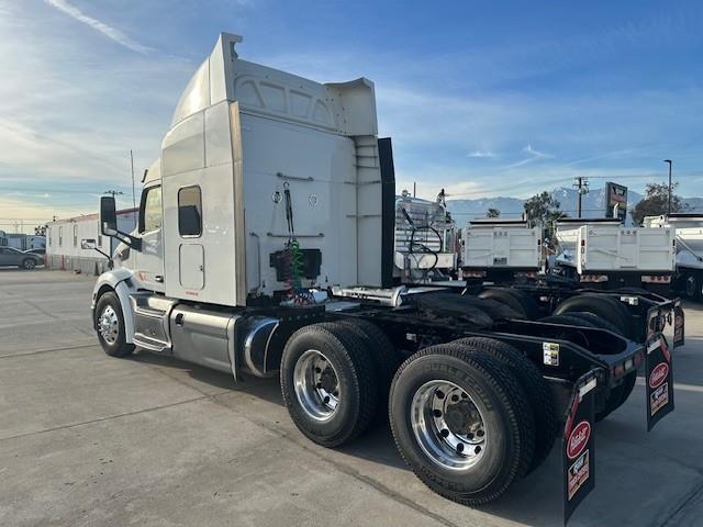 2020 Peterbilt 579-3