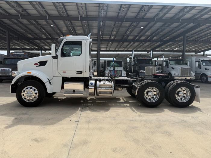 2027 Peterbilt 567-3